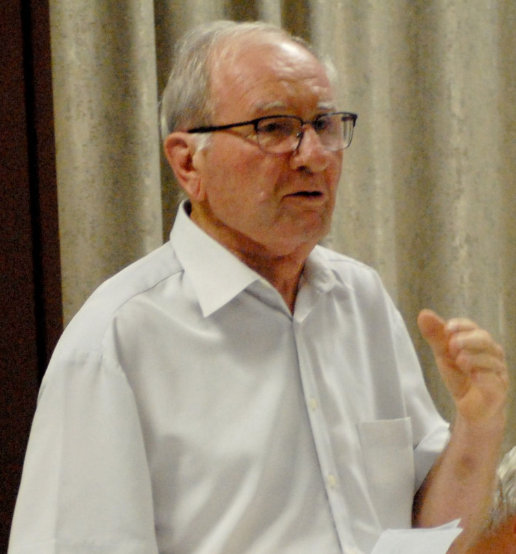 Elhunyt Szabó Mihály.